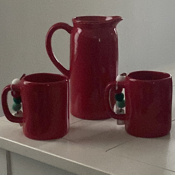 Rae Dunn Merry Christmas Drink Pitcher and Mugs Set NWOT - Picture 3 of 3